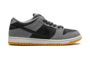 Nike SB Dunk Low 'Dark Smoke Grey'