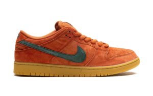 Nike SB Dunk Low Burnt Sunrise